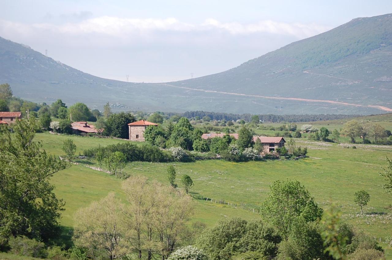 Centro Jardin Mandala Pension Valberzoso Buitenkant foto