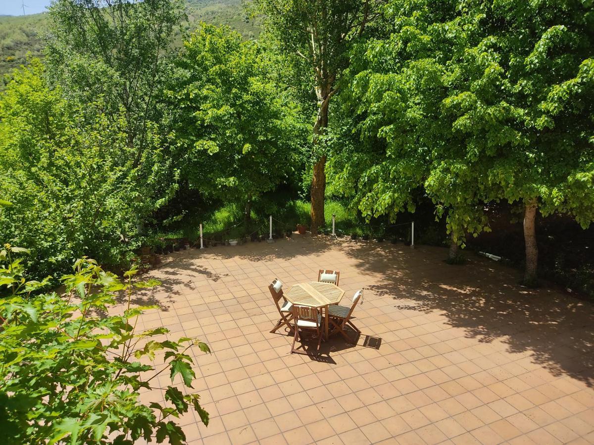 Centro Jardin Mandala Pension Valberzoso Buitenkant foto